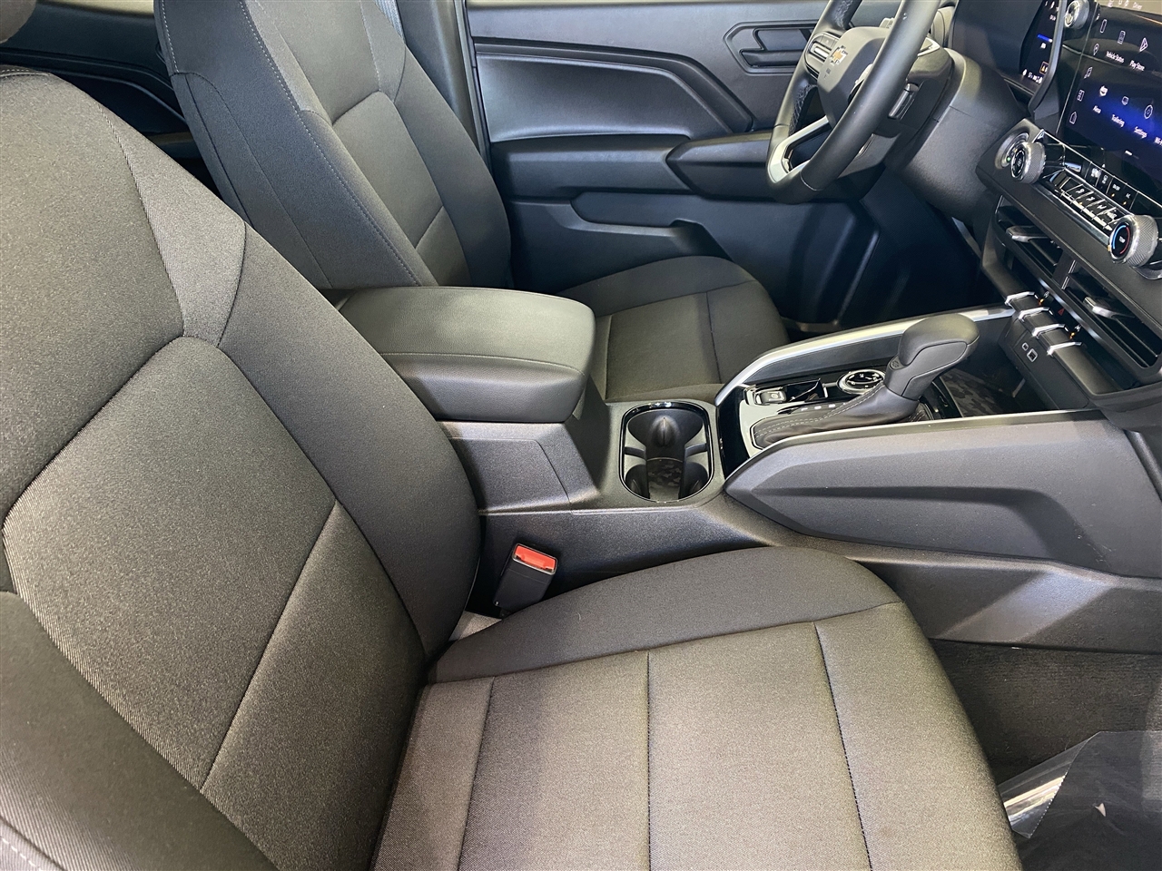 Chevrolet Colorado Work Truck Crew Cab 4WD 2025