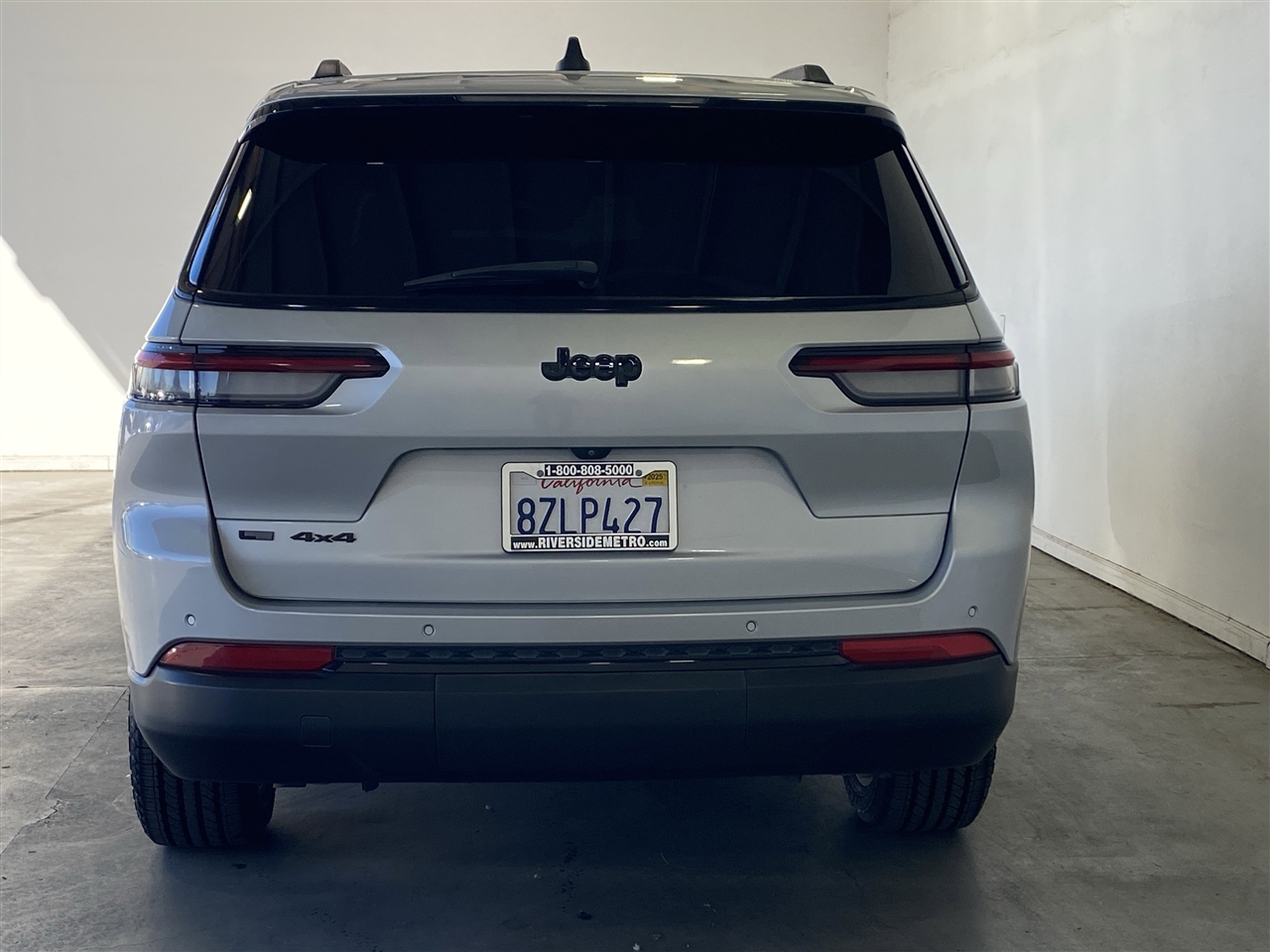 Jeep Grand Cherokee L Laredo 4WD 2021