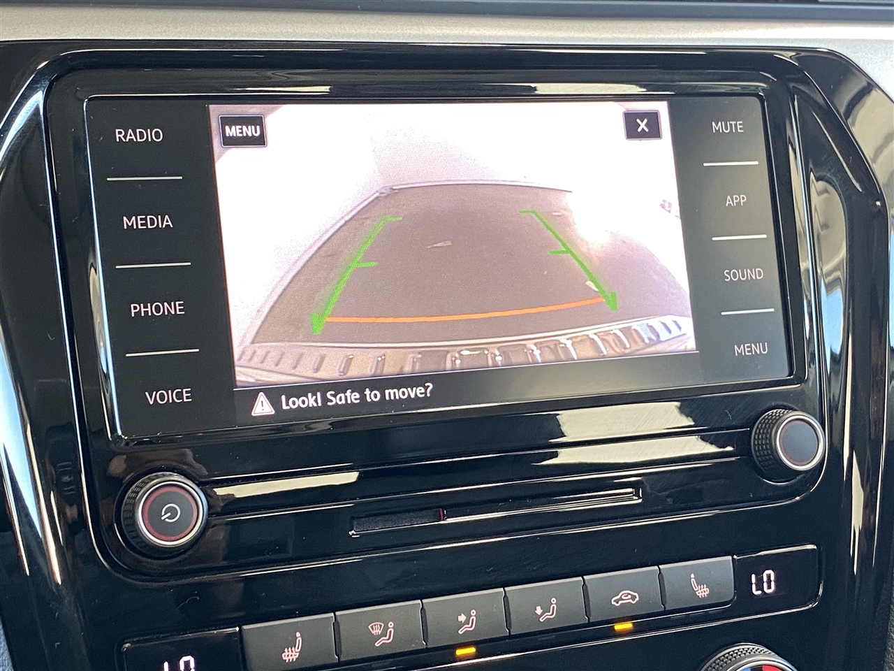 Volkswagen Passat SE 2021