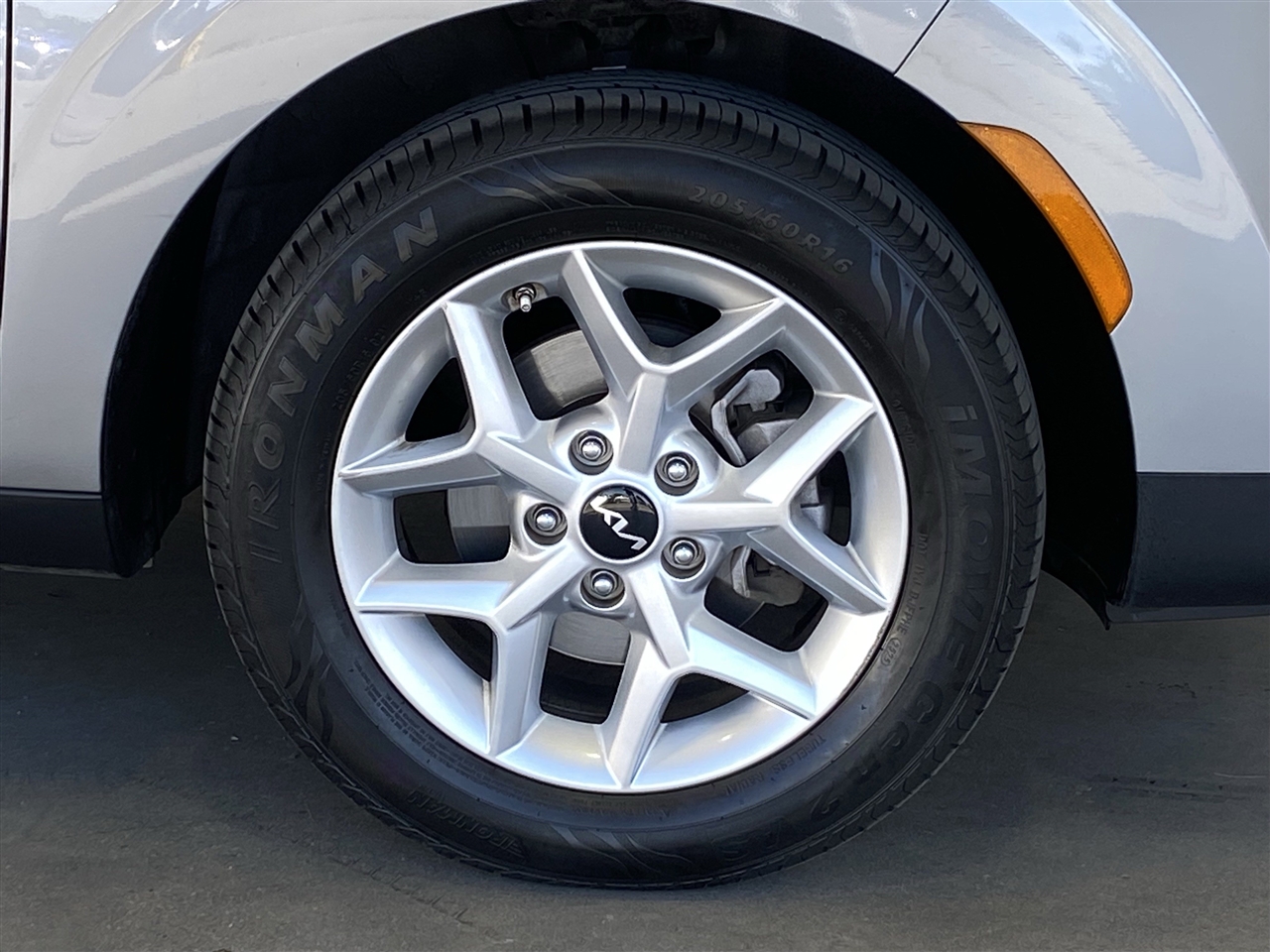 Kia Soul LX CVT 2024