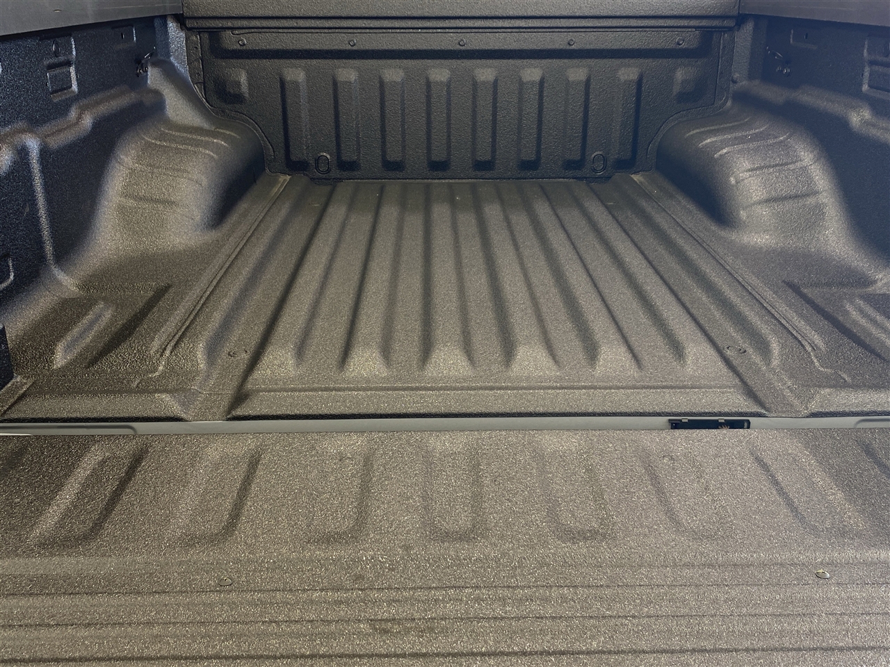 Nissan Frontier PRO-4X Crew Cab 4WD 2025