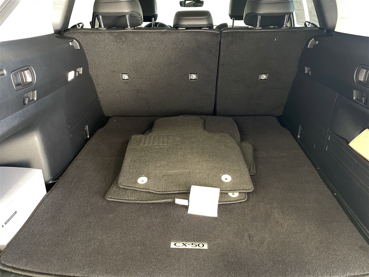 Mazda CX-50 Hybrid Premium Plus 2025