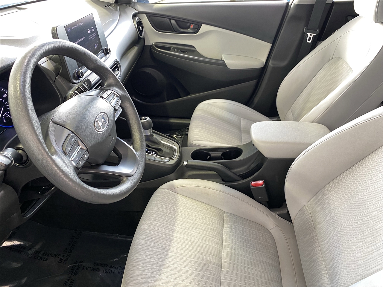 Hyundai Kona SEL 2023