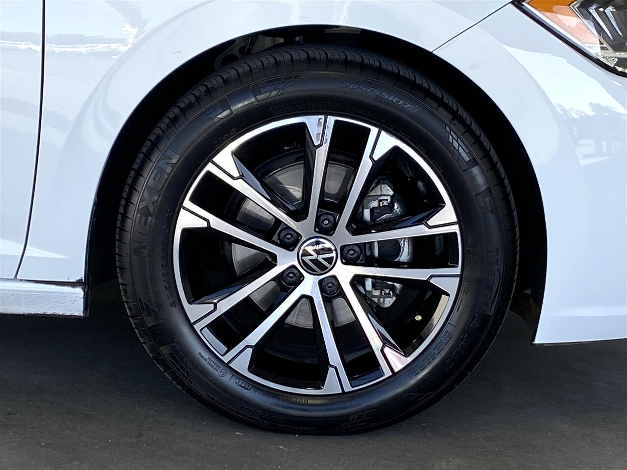 Volkswagen Jetta Sport 2024