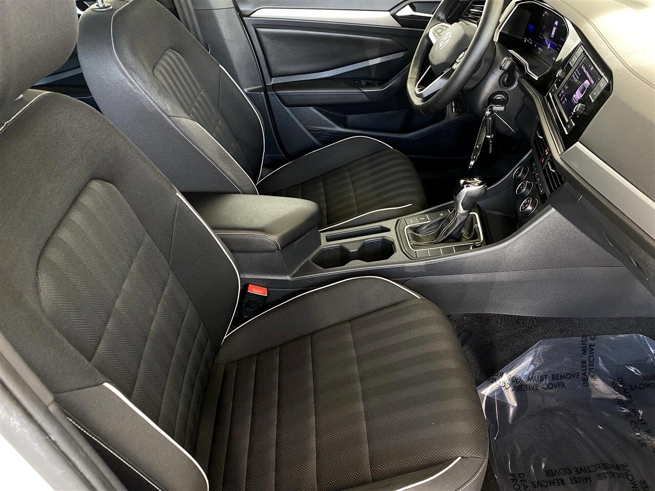 Volkswagen Jetta Sport 2024