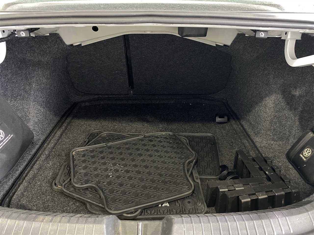 Volkswagen Jetta Sport 2024