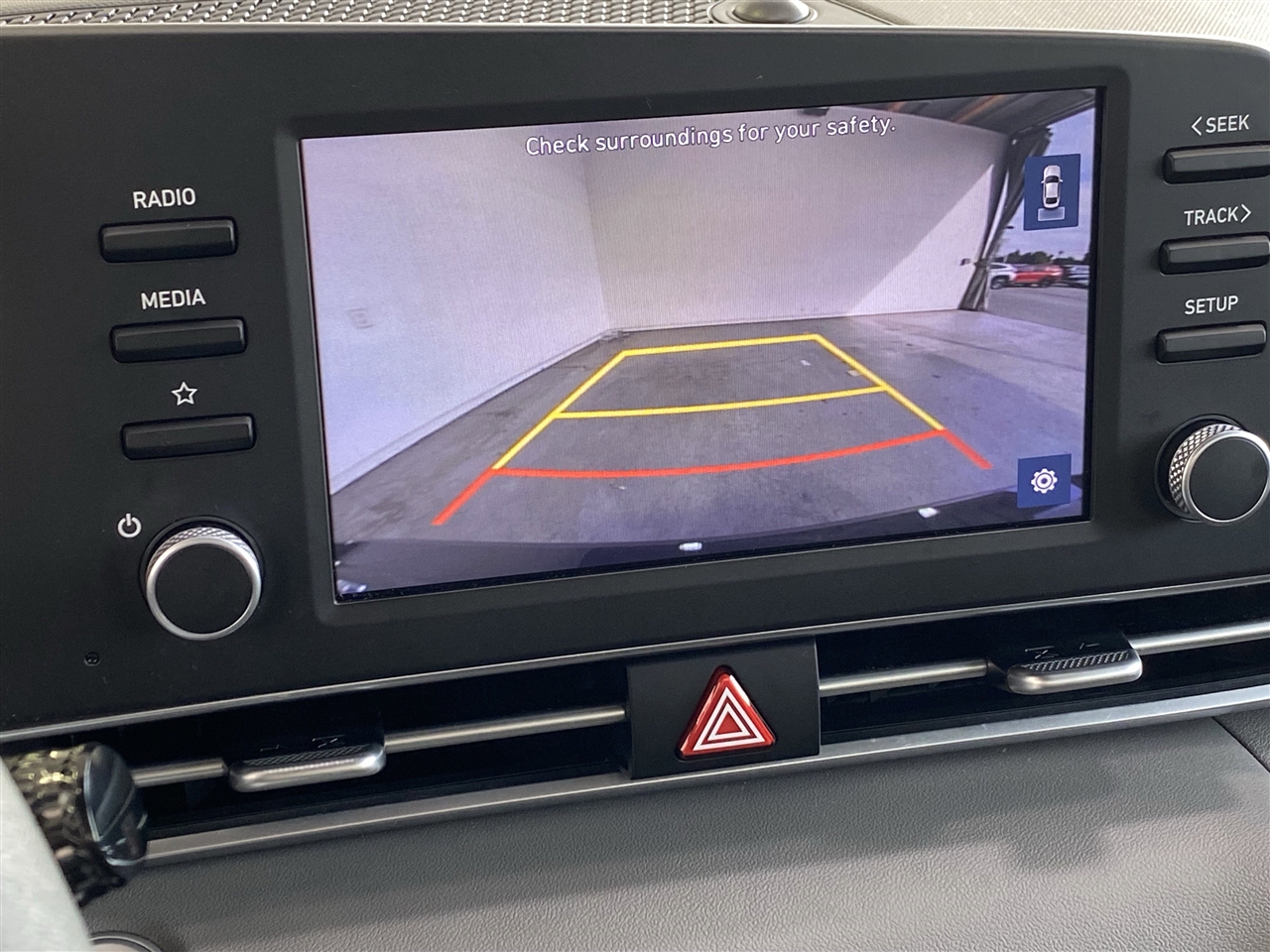 Hyundai Elantra SEL 2023