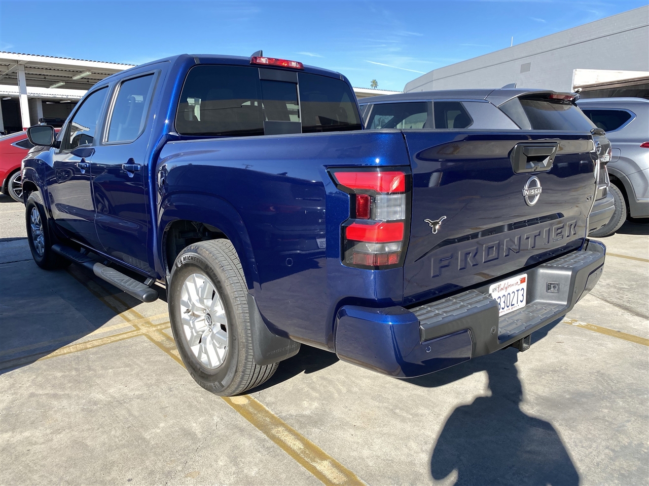 Nissan Frontier SV Crew Cab 2WD 2023