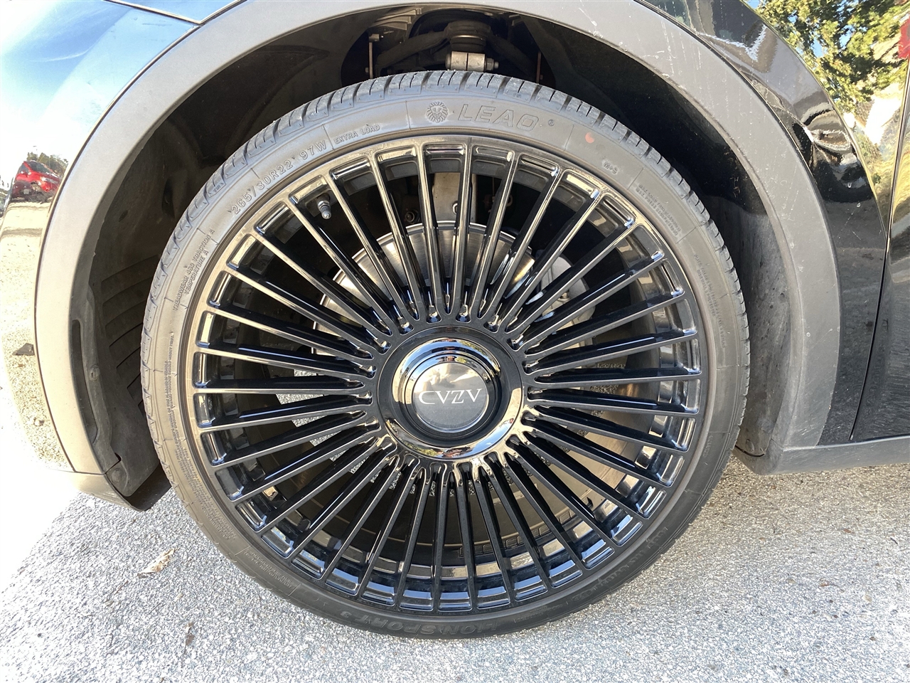 Tesla Model Y Long Range AWD 2025