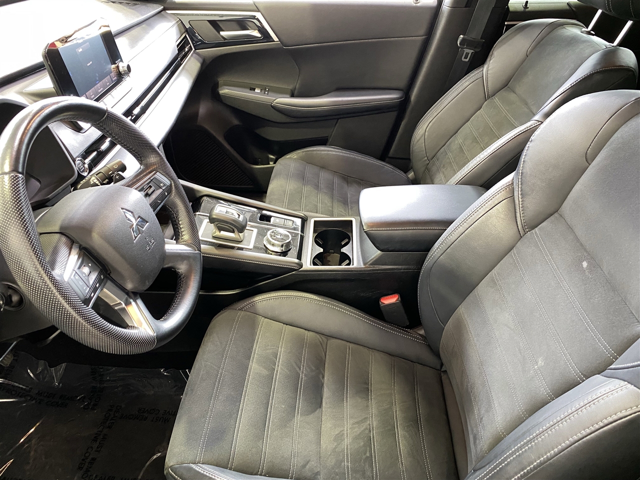 Mitsubishi Outlander SE 2WD 2022