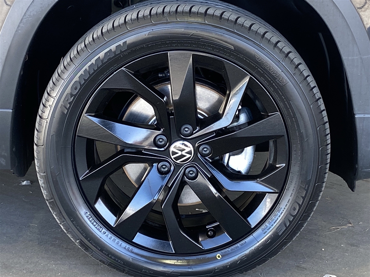 Volkswagen Taos SE 4Motion 2023