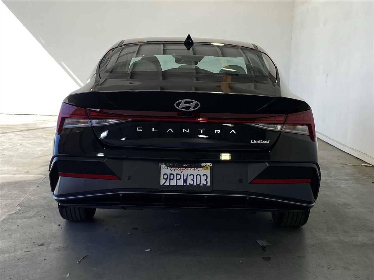 Hyundai Elantra Limited 2024