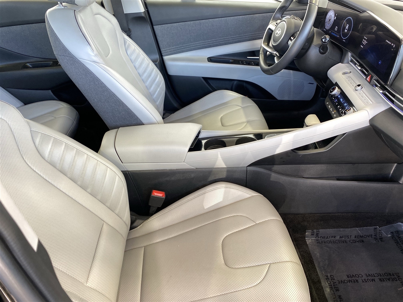 Hyundai Elantra Limited 2024