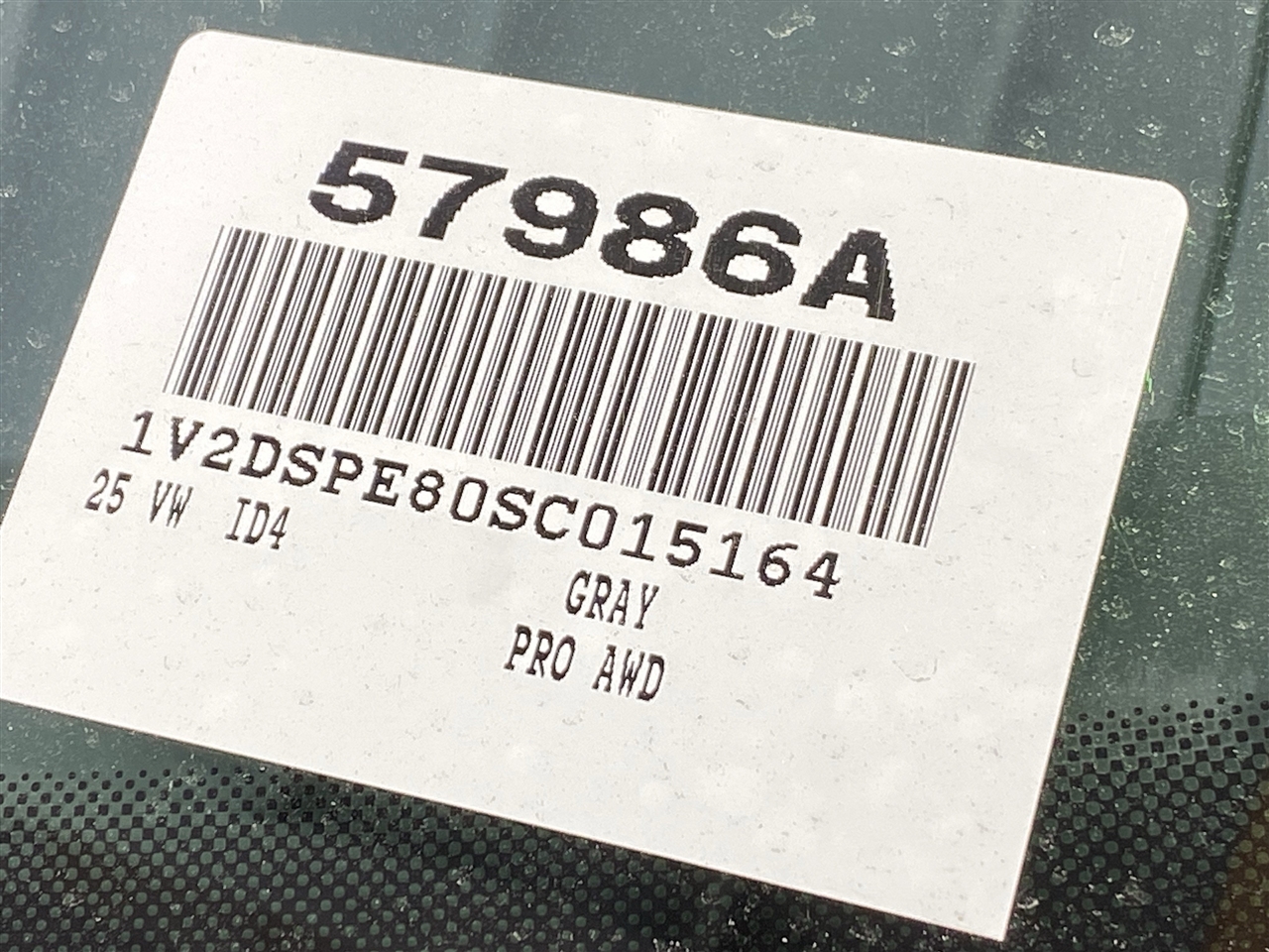 Volkswagen ID.4 Pro AWD 2025