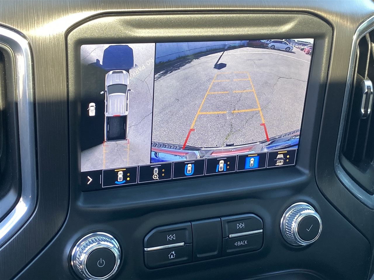 GMC Sierra 2500HD AT4 Crew Cab 4WD 2021