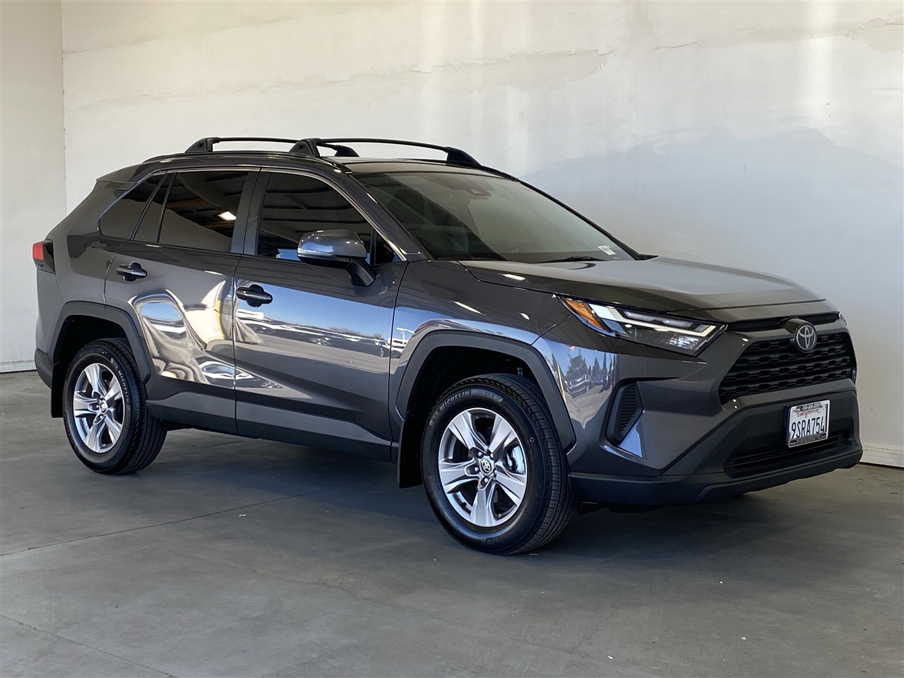 Toyota RAV4 XLE 2025