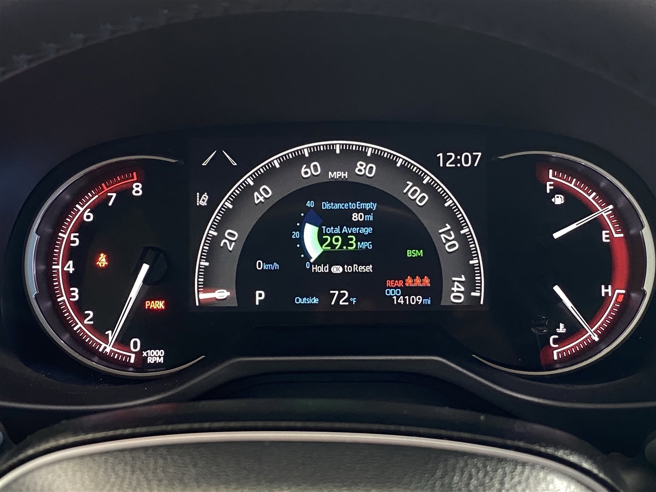 Toyota RAV4 XLE 2025