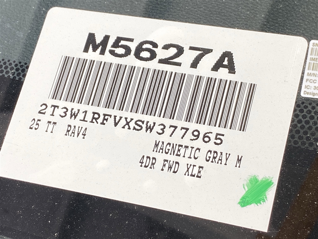 Toyota RAV4 XLE 2025