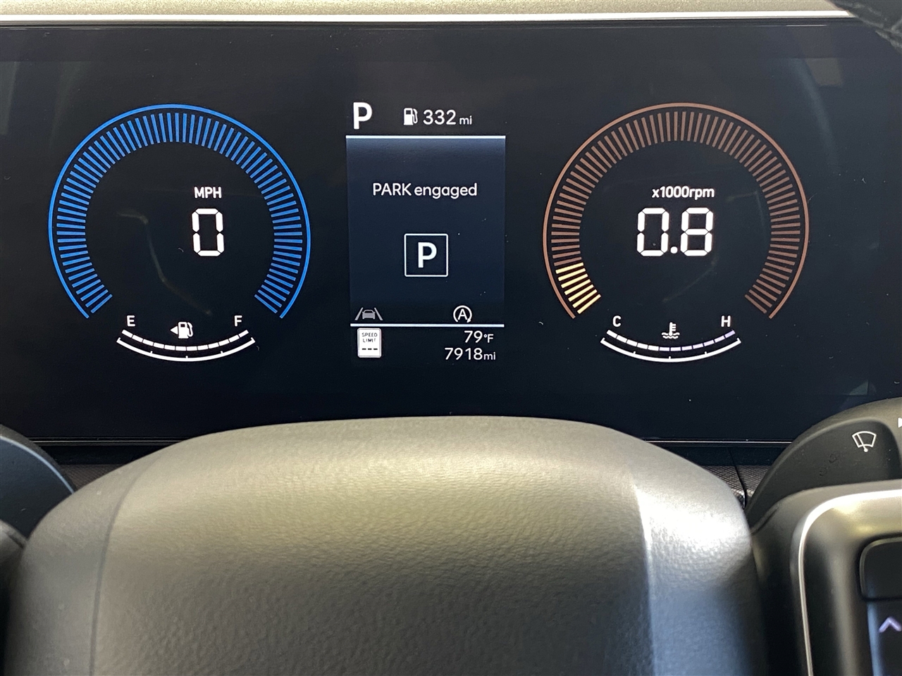 Hyundai Santa Fe SE 2025