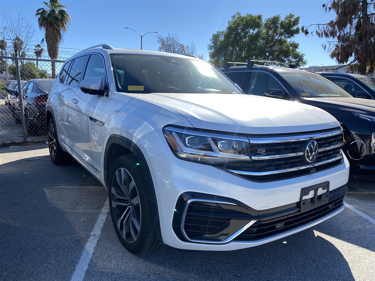 Volkswagen Atlas V6 SEL Premium R-Line 4MOTION 2023