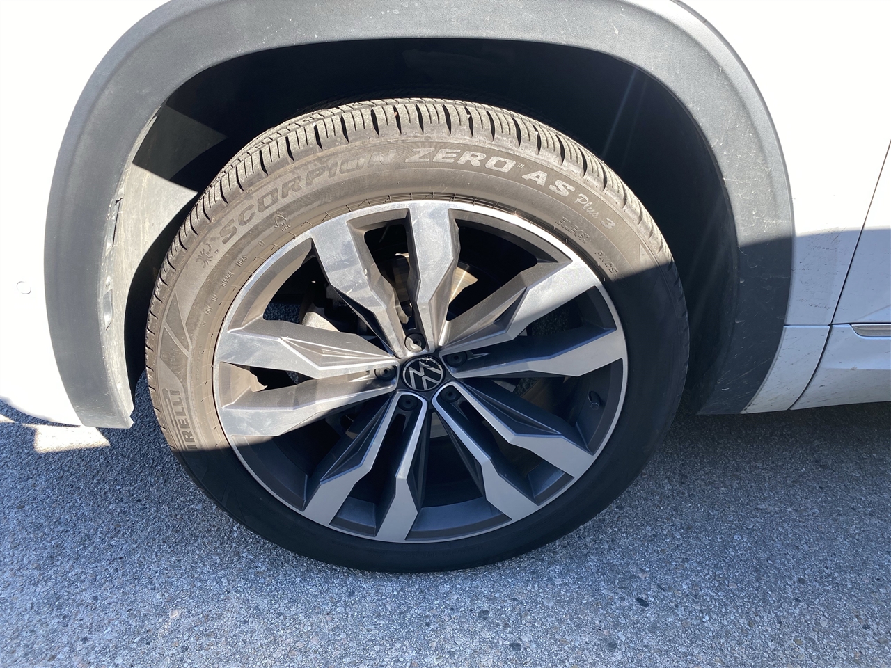 Volkswagen Atlas V6 SEL Premium R-Line 4MOTION 2023