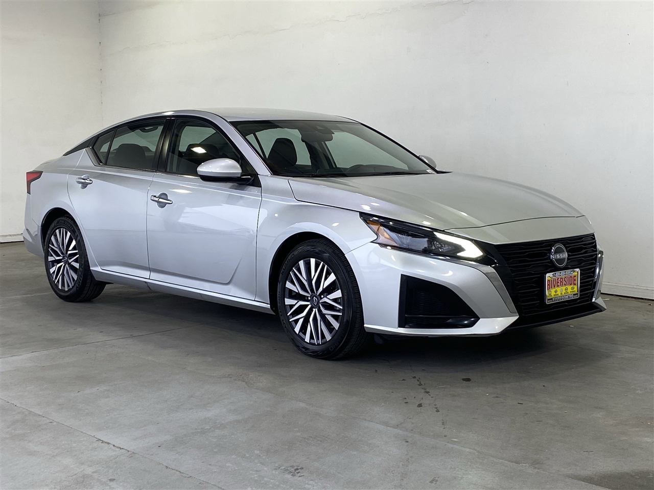 Nissan Altima 2.5 SV 2023