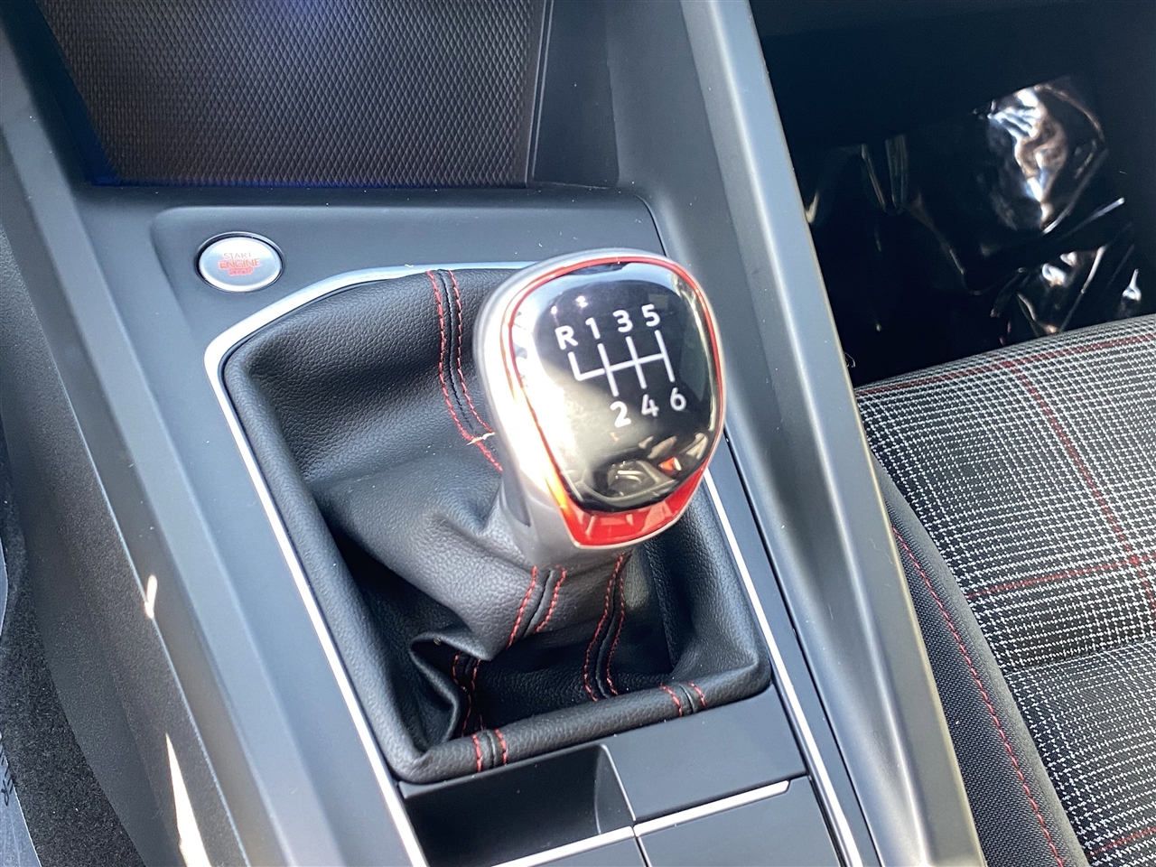 Volkswagen Golf GTI SE 2022