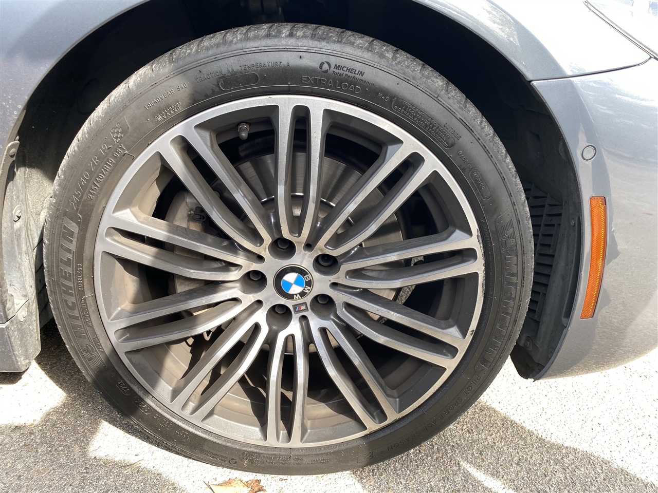 BMW 5-Series 530e iPerformance 2019