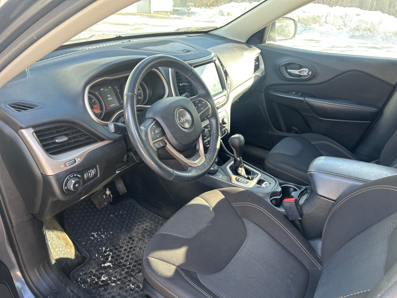 Jeep Cherokee Latitude 4WD 2015