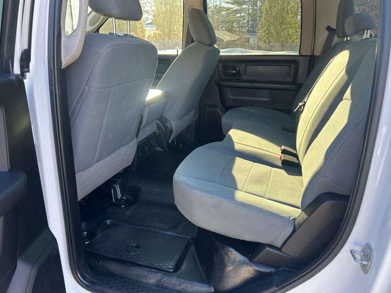 RAM 1500 Classic Tradesman Crew Cab SWB 4WD 2019