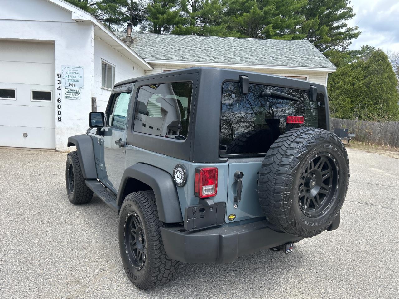 Jeep Wrangler Sport 4WD 2015