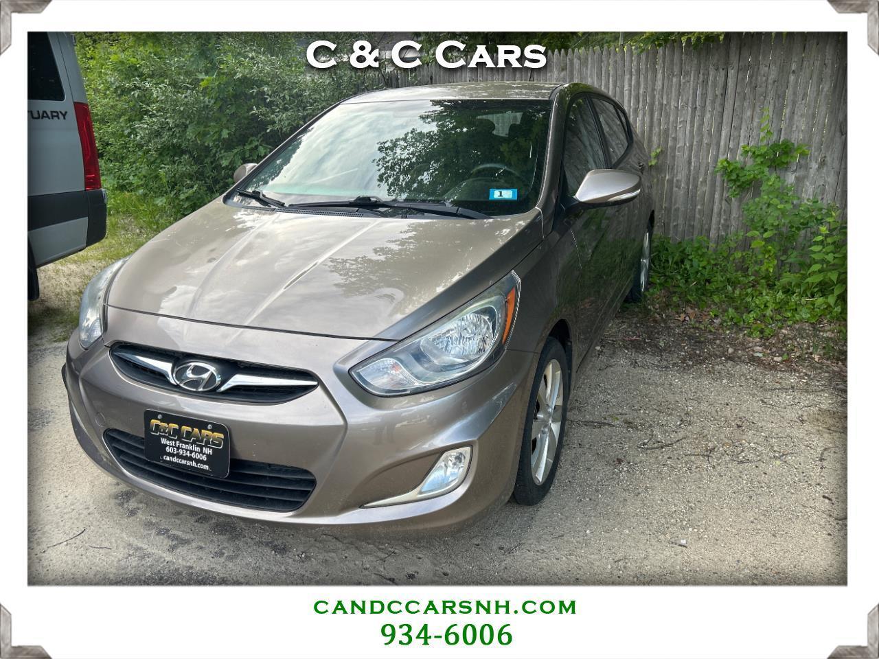 Hyundai Accent SE 5-Door 2013