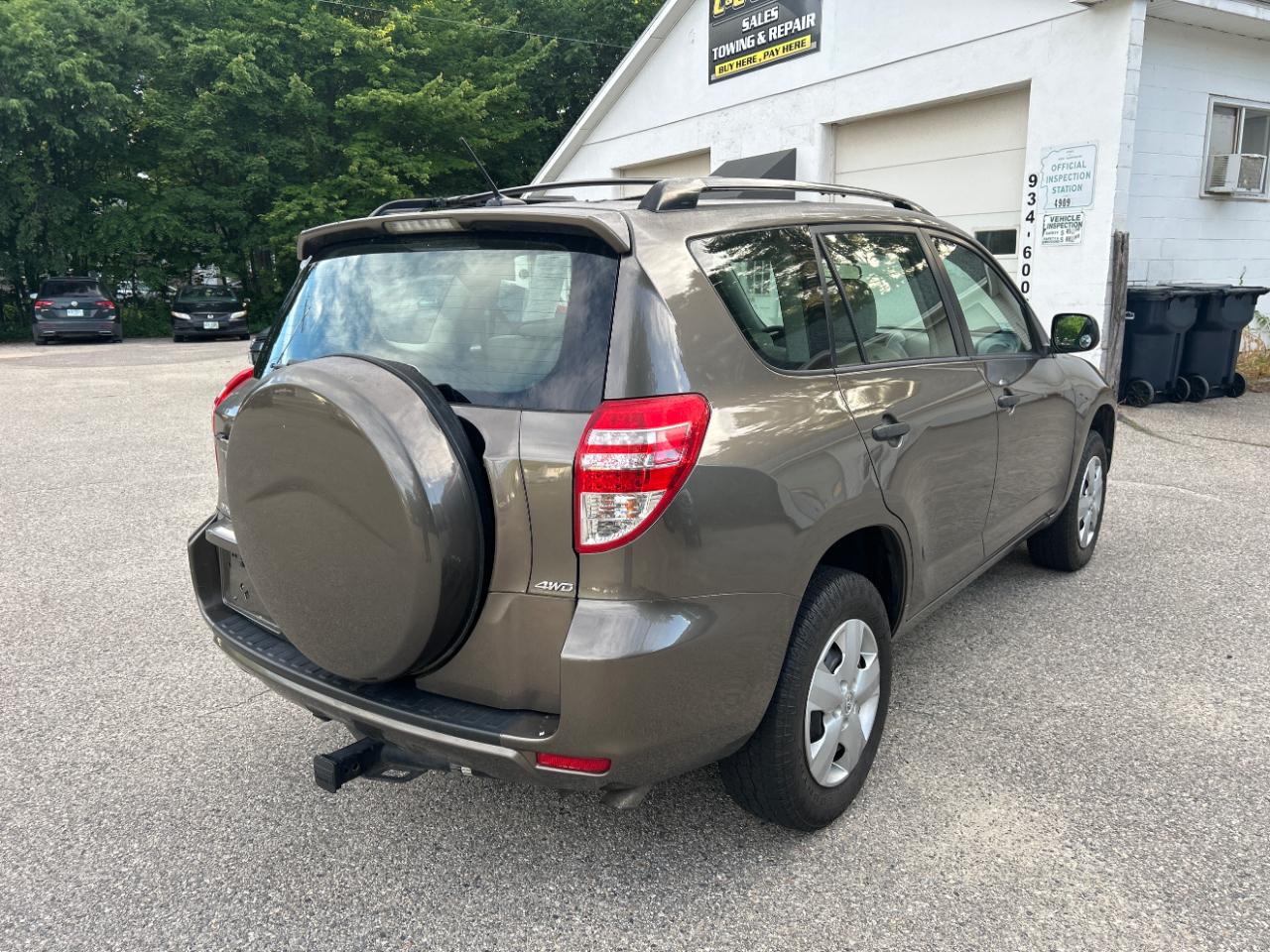 Toyota RAV4 Base I4 4WD 2009