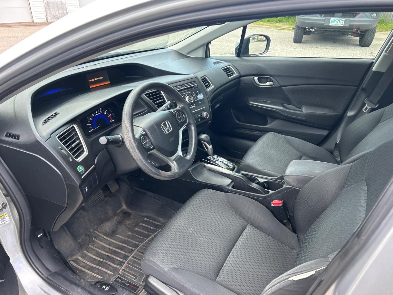 Honda Civic LX Sedan CVT 2014