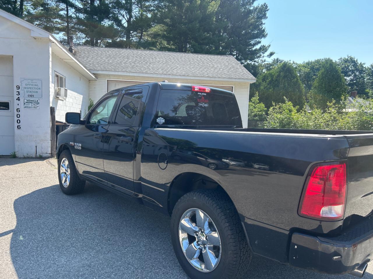 RAM 1500 Tradesman Quad Cab 4WD 2018