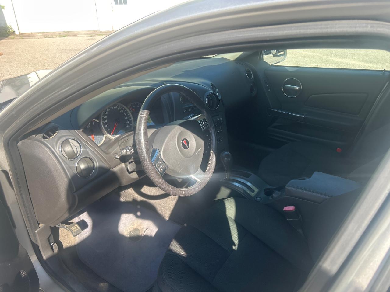 Pontiac Grand Prix GT sedan 2007
