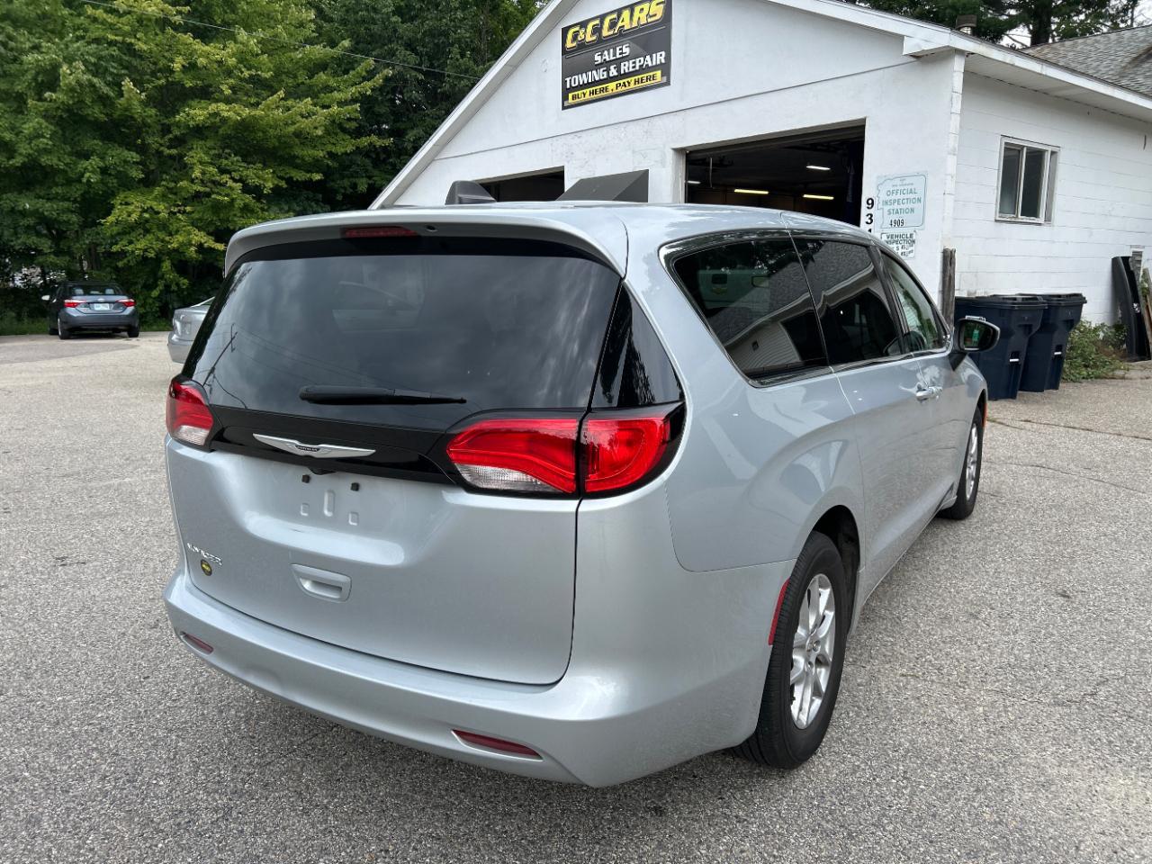 Chrysler Voyager LX 2023
