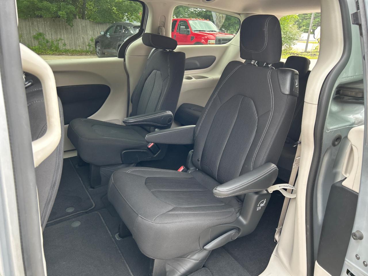 Chrysler Voyager LX 2023