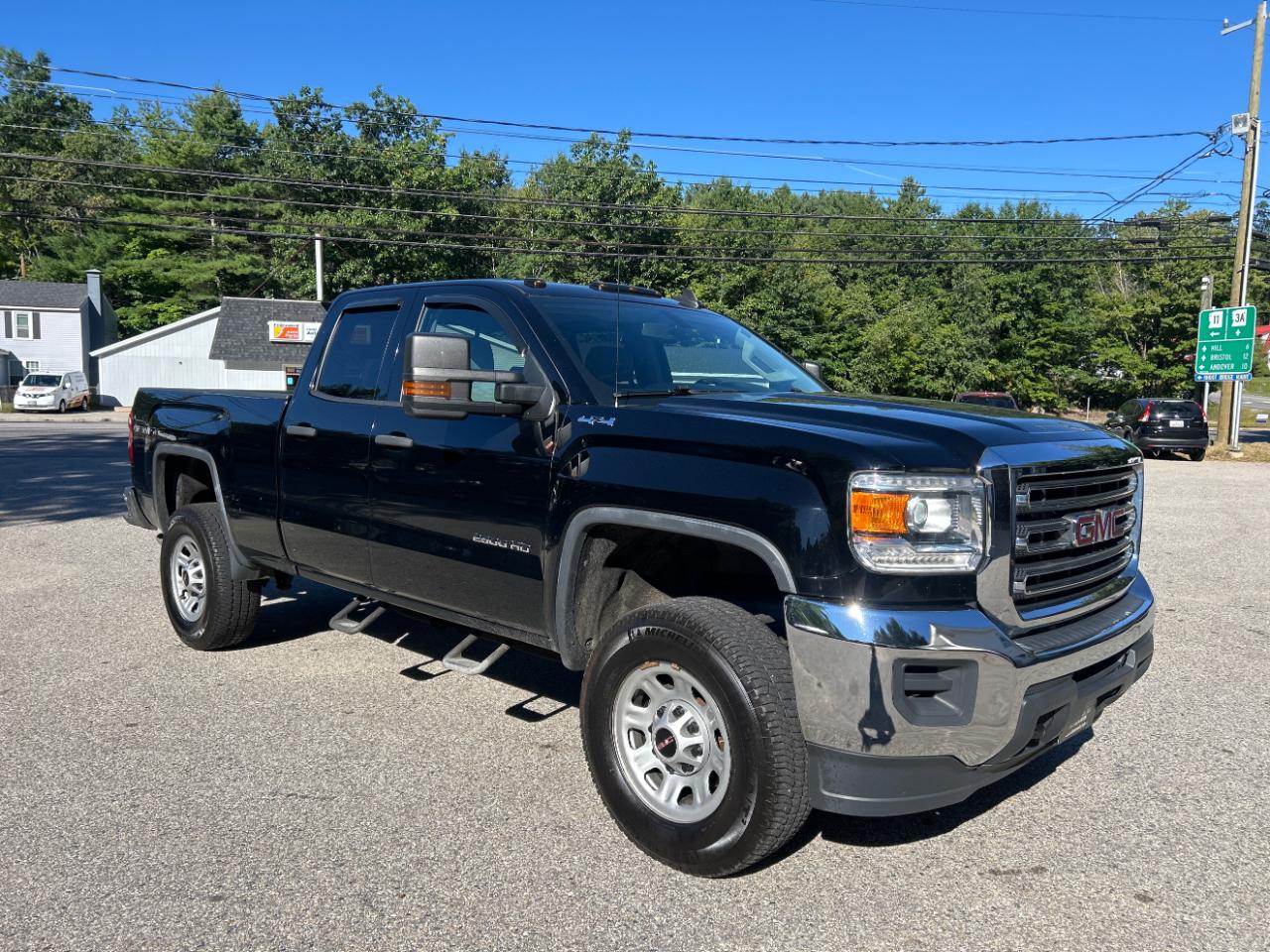 GMC Sierra 2500HD Base Double Cab Long Box 4WD 2017