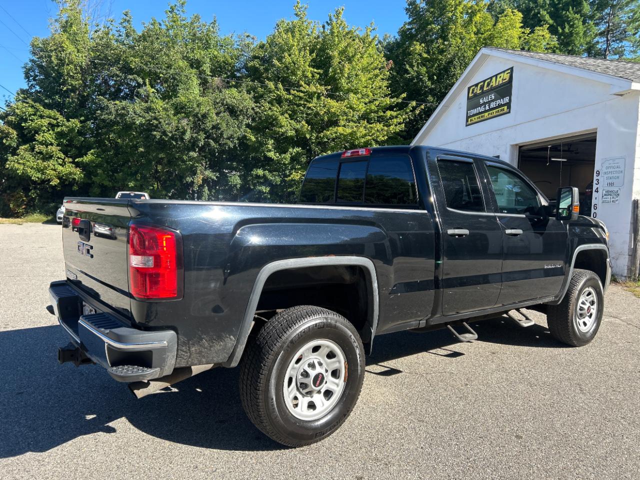 GMC Sierra 2500HD Base Double Cab Long Box 4WD 2017
