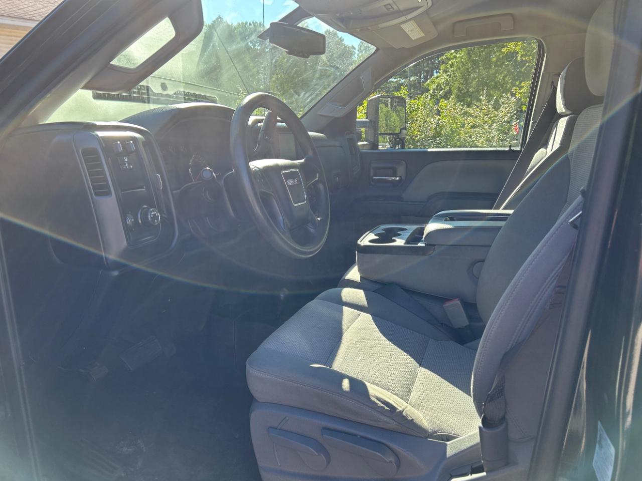 GMC Sierra 2500HD Base Double Cab Long Box 4WD 2017