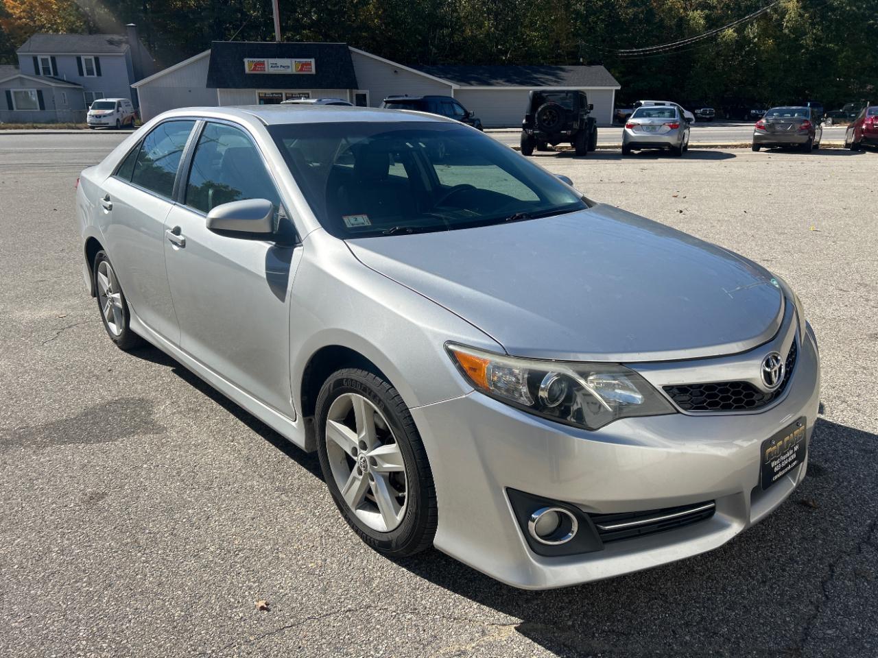 Toyota Camry SE 2012