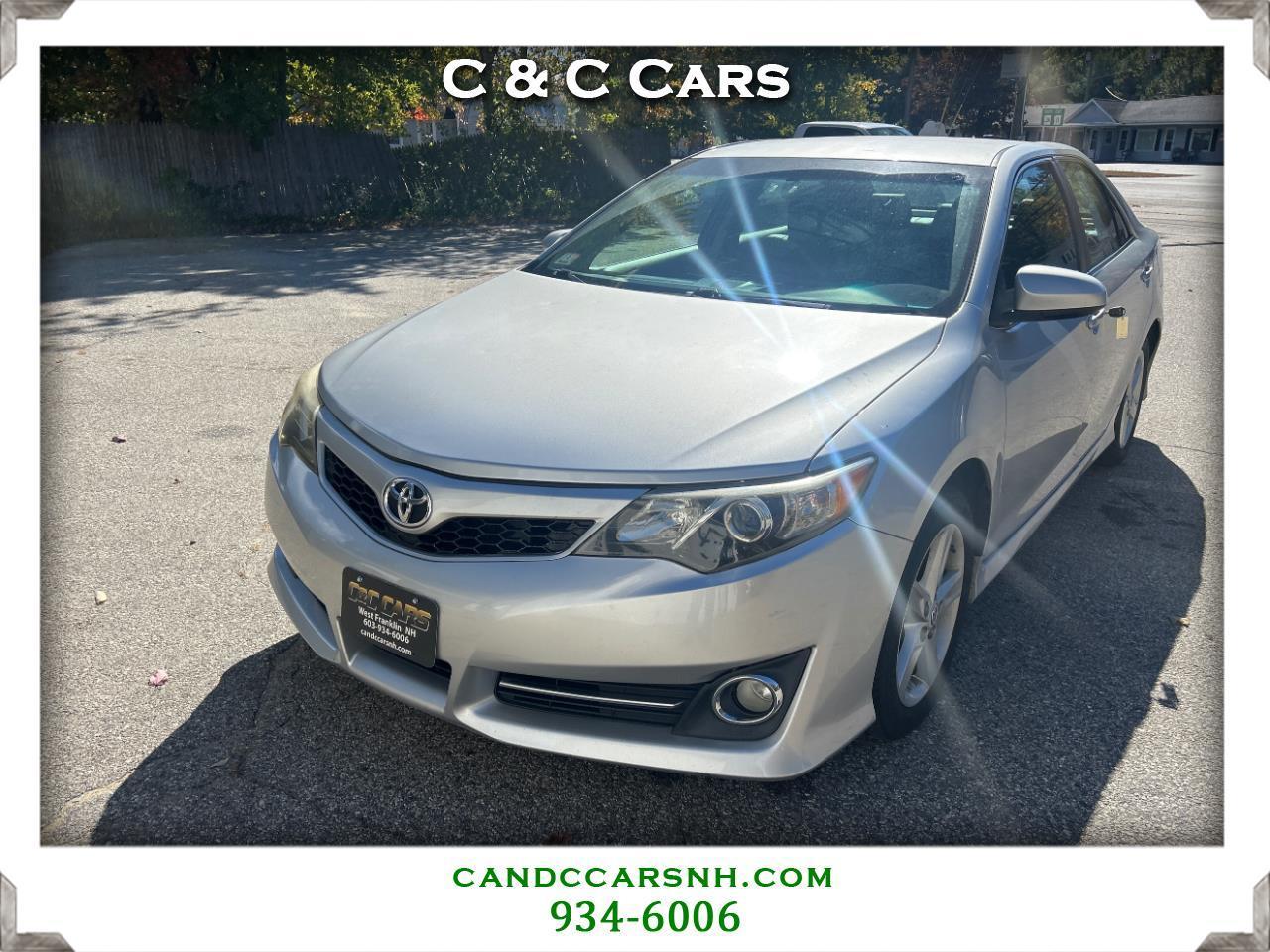 Toyota Camry SE 2012
