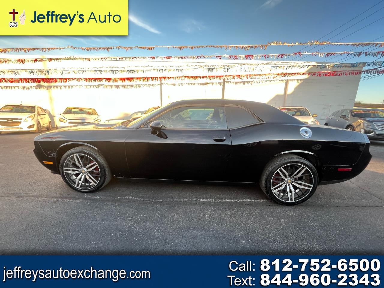 2013 Dodge Challenger 2dr Cpe SXT