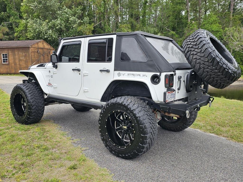 Jeep Wrangler  2014