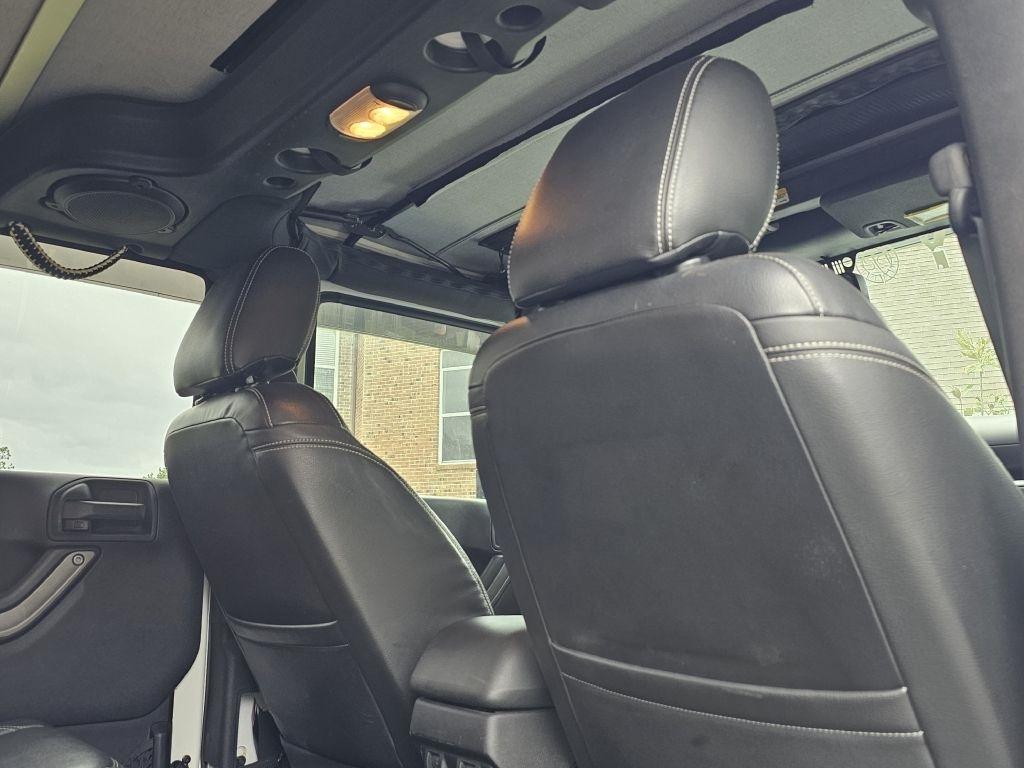 Jeep Wrangler  2014