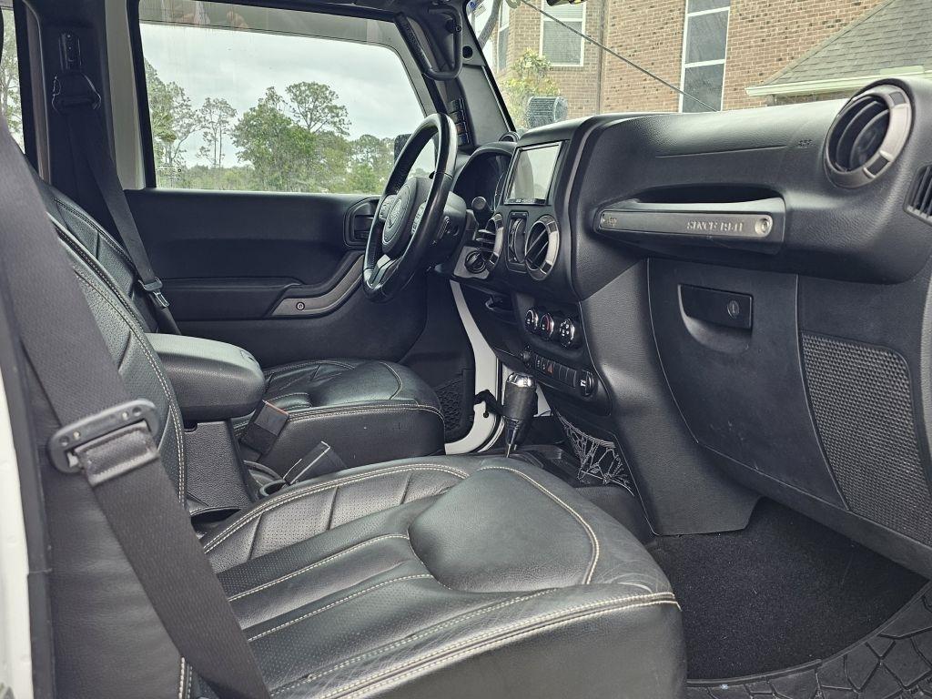 Jeep Wrangler  2014
