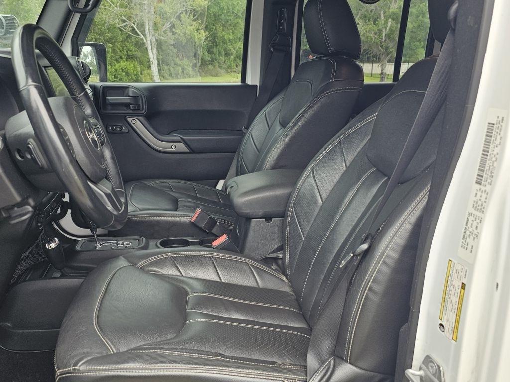 Jeep Wrangler  2014