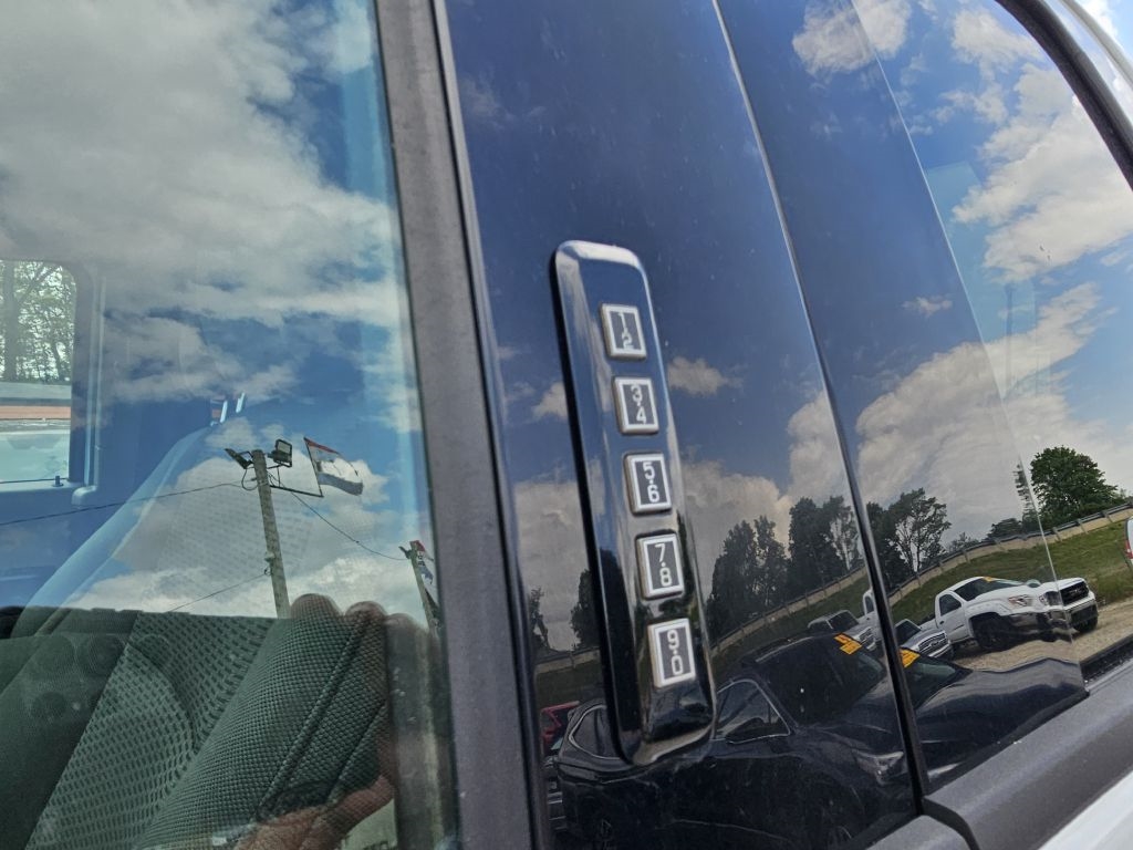 Ford F-250 SD XLT SuperCab Long Bed 4WD 2019