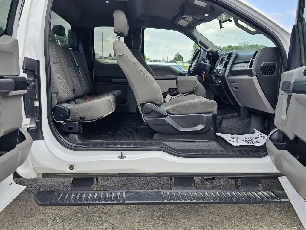 Ford F-250 SD XLT SuperCab Long Bed 4WD 2019